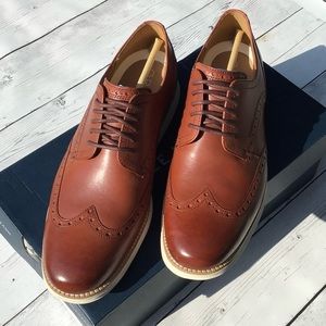 2 pairs of Cole Haan Original Grand Shortwing Oxford Shoes size 11.